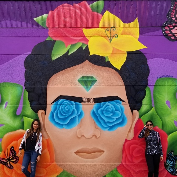 Meet your Posher, Tania - Picture 1 of 1